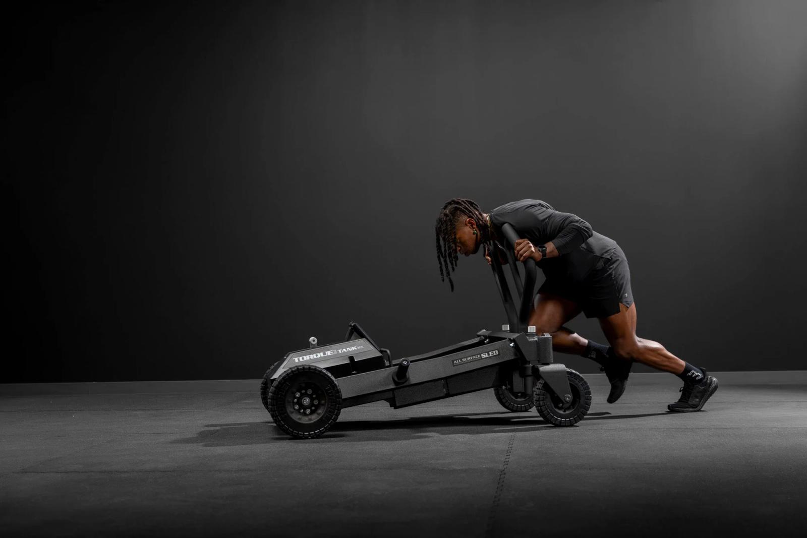 Torque details maneuverability and turning resistance on TANK SX sled
